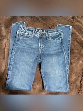 Hollister mid rise skinny jeans